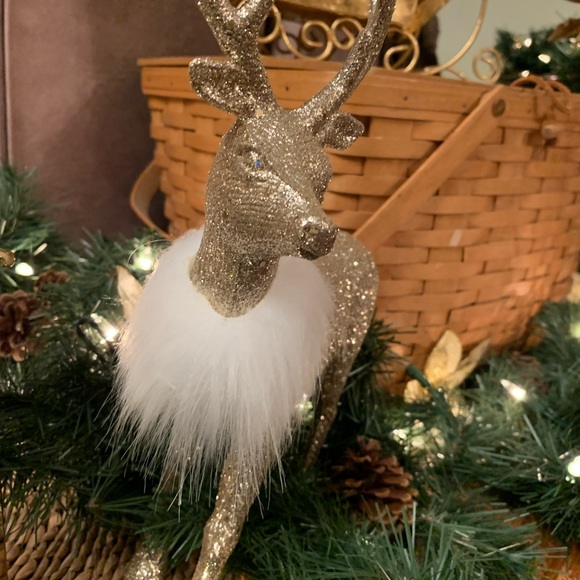 Christmas reindeer - gold sparkle / white fur - free standing - Picture 4 of 6